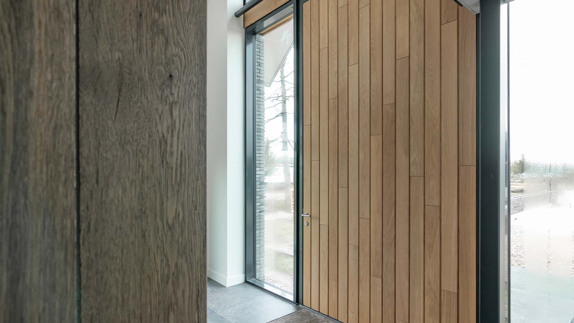 Different Doors houten taatsdeur als voordeur