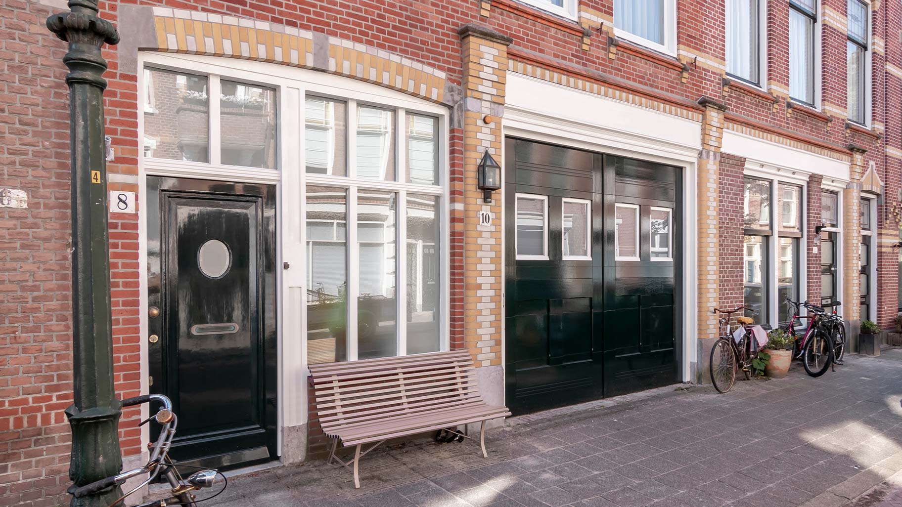 Historisch pand den haag garagedeur