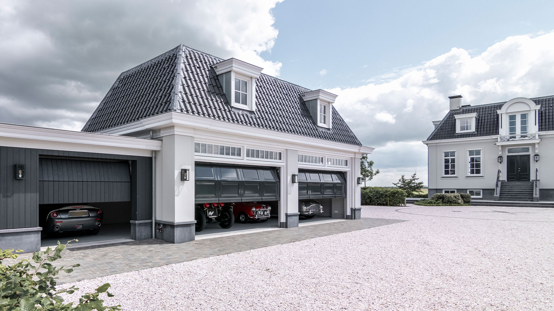 Garagedeur klassieke stijl