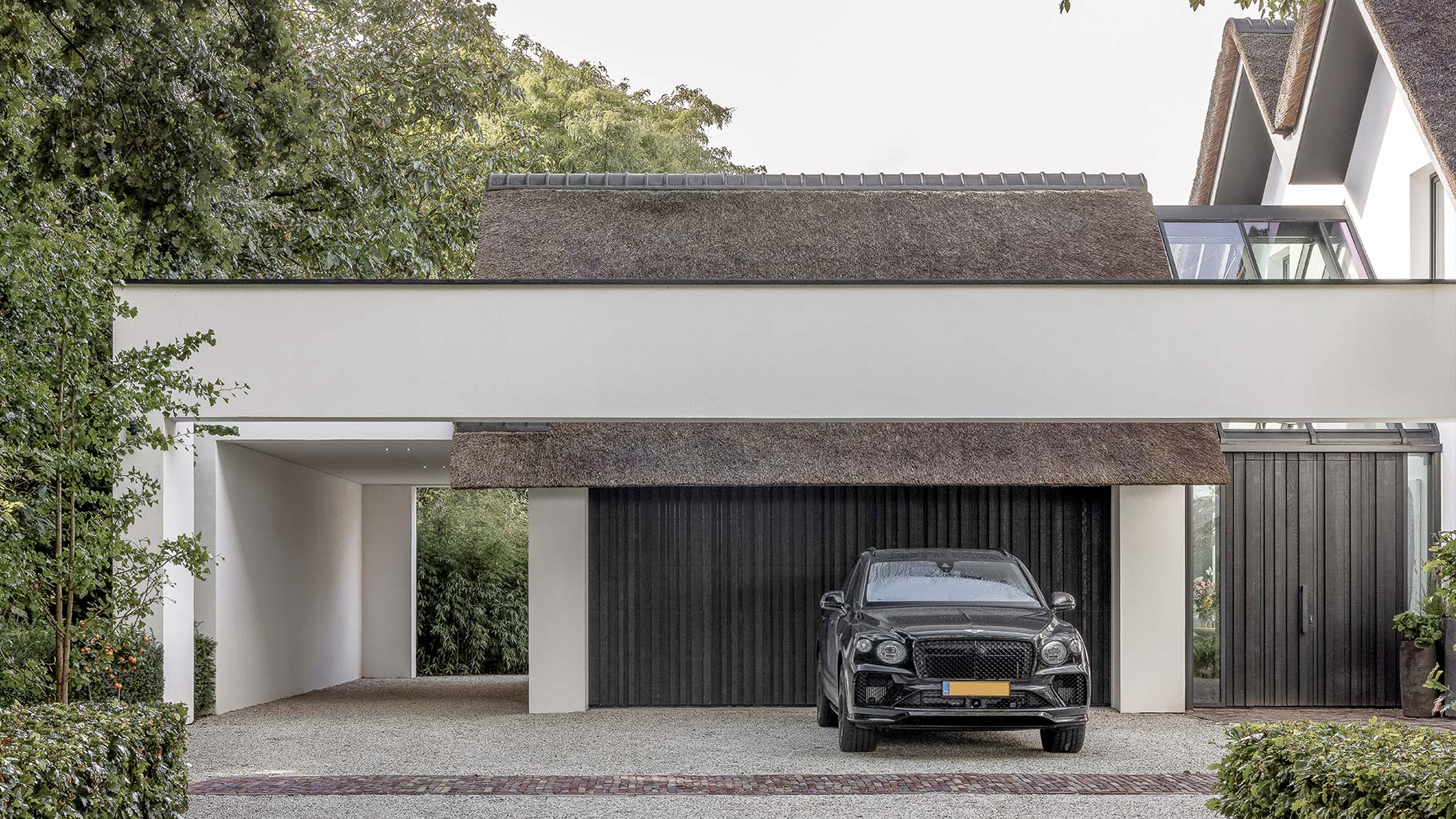 Sectionaaldeur Different Doors