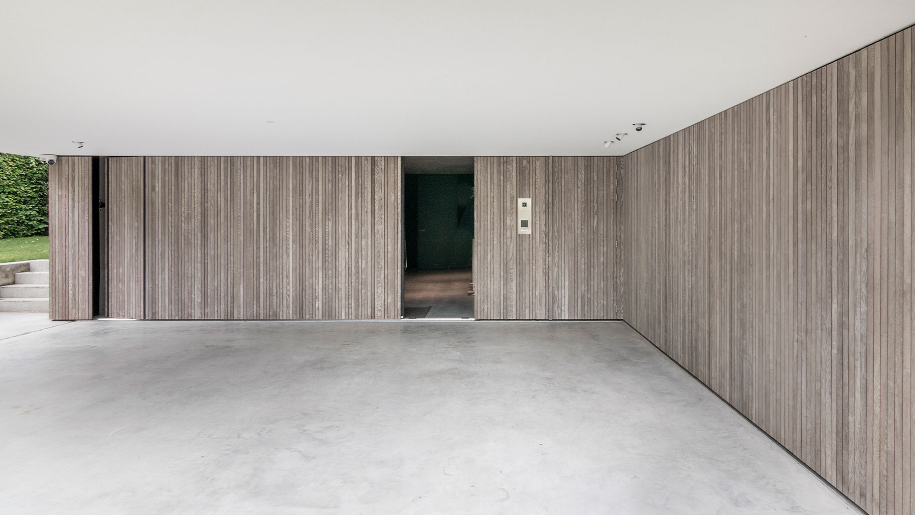 Zijwaartse garagedeur Different Doors