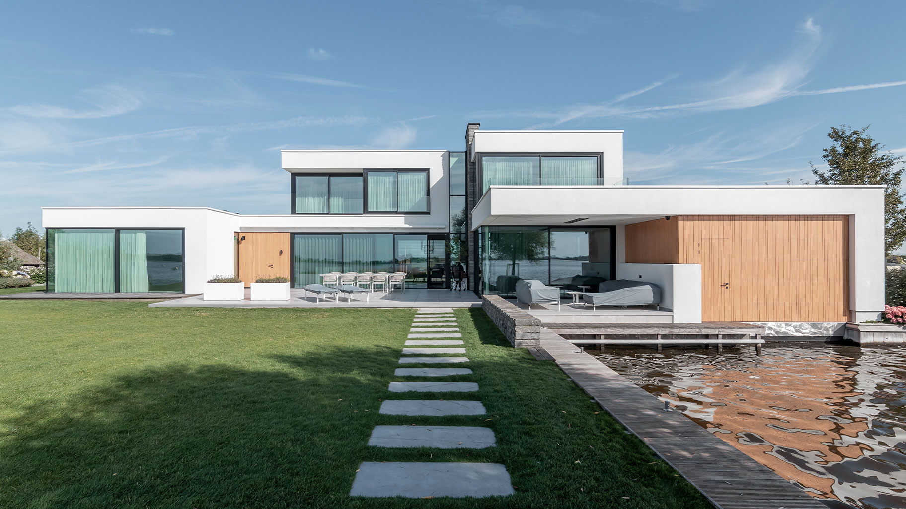 houten-garagedeur-boothuis