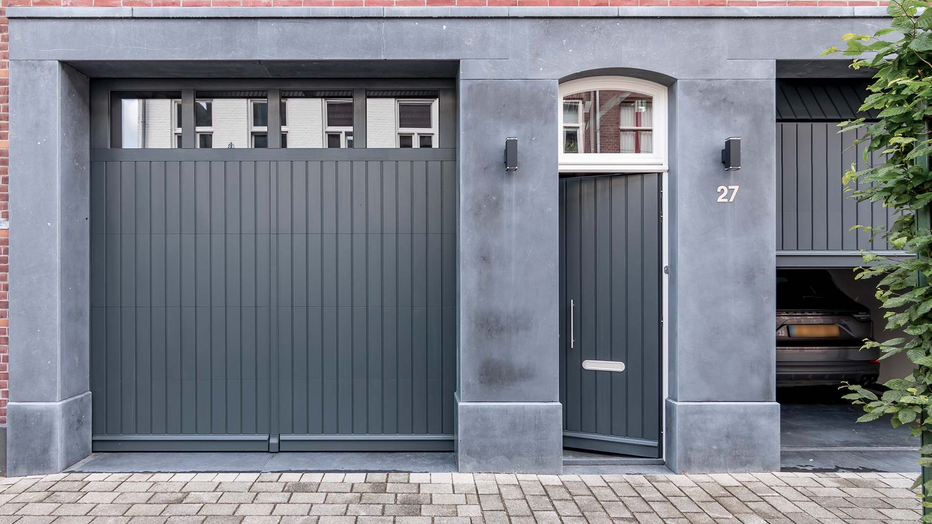 Garagedeur Roermond monumentaal