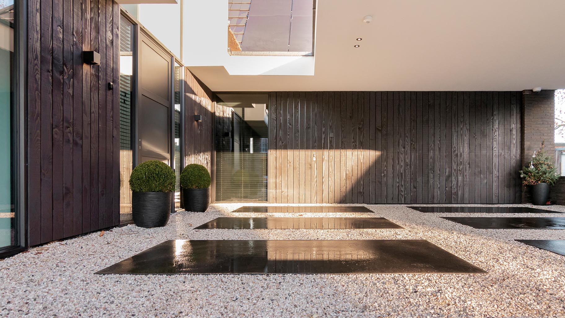 Houten garagedeur van Douglas