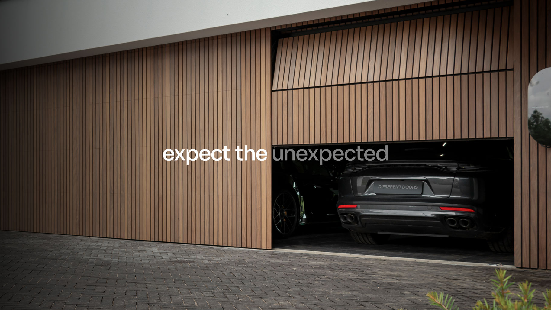 Different Doors garagedeuren