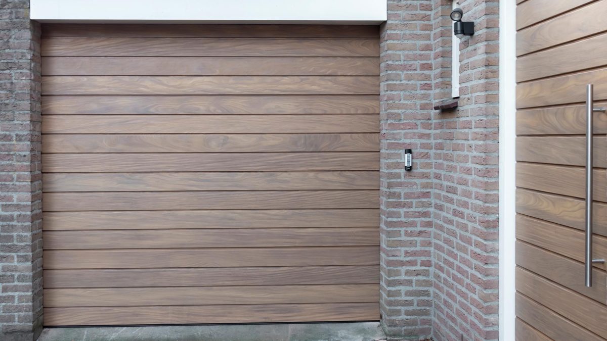Garagedeur horizontale latten