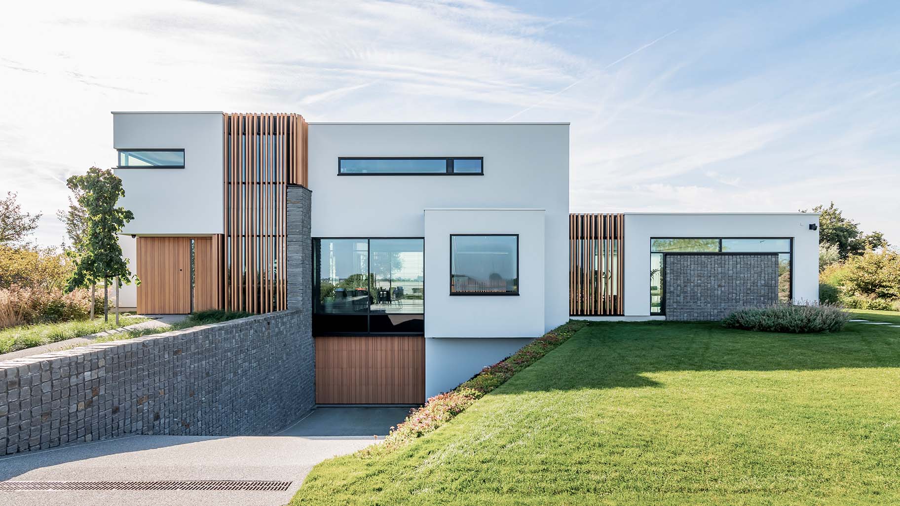 Garagedeur luxe villa