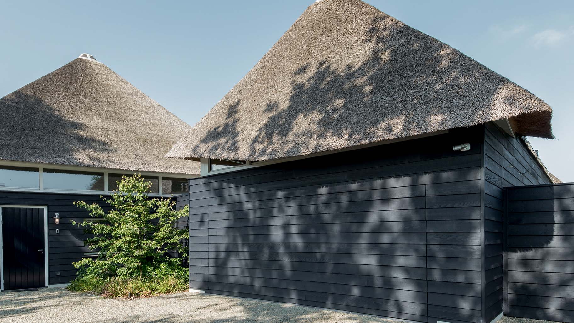 Houten garagedeur Zweeds rabat