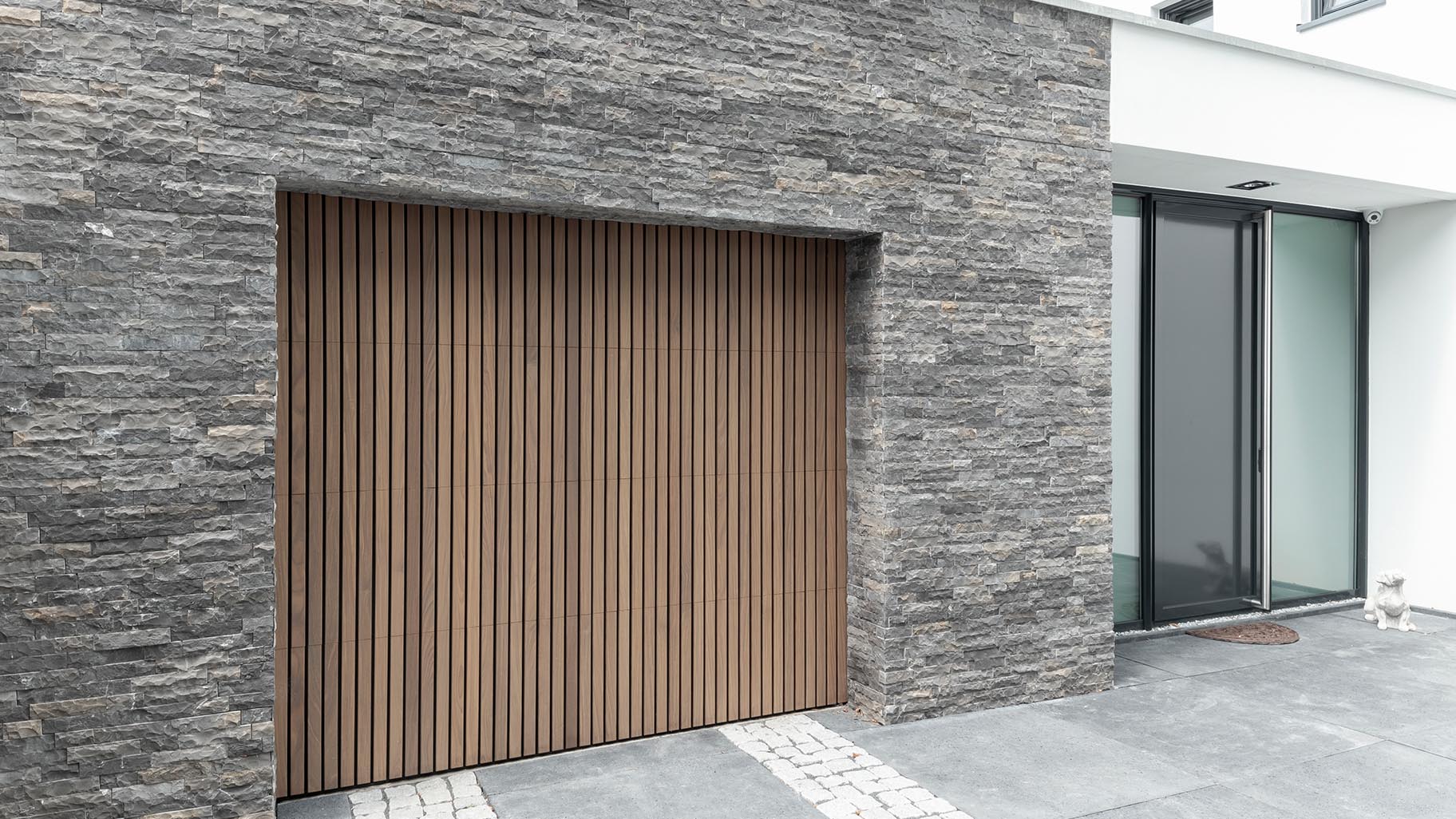 Houten sectionaaldeur afrormosia hout