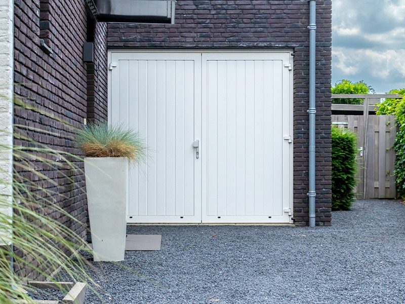 Uw huidige garagedeur isoleren of een nieuwe garagedeur kopen?