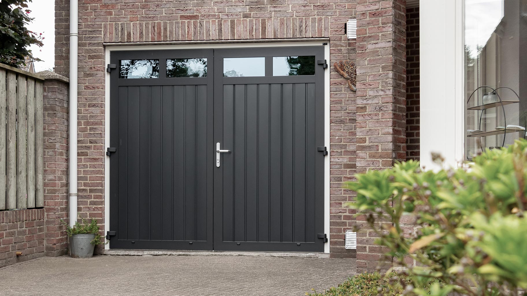 Openslaande garagedeuren