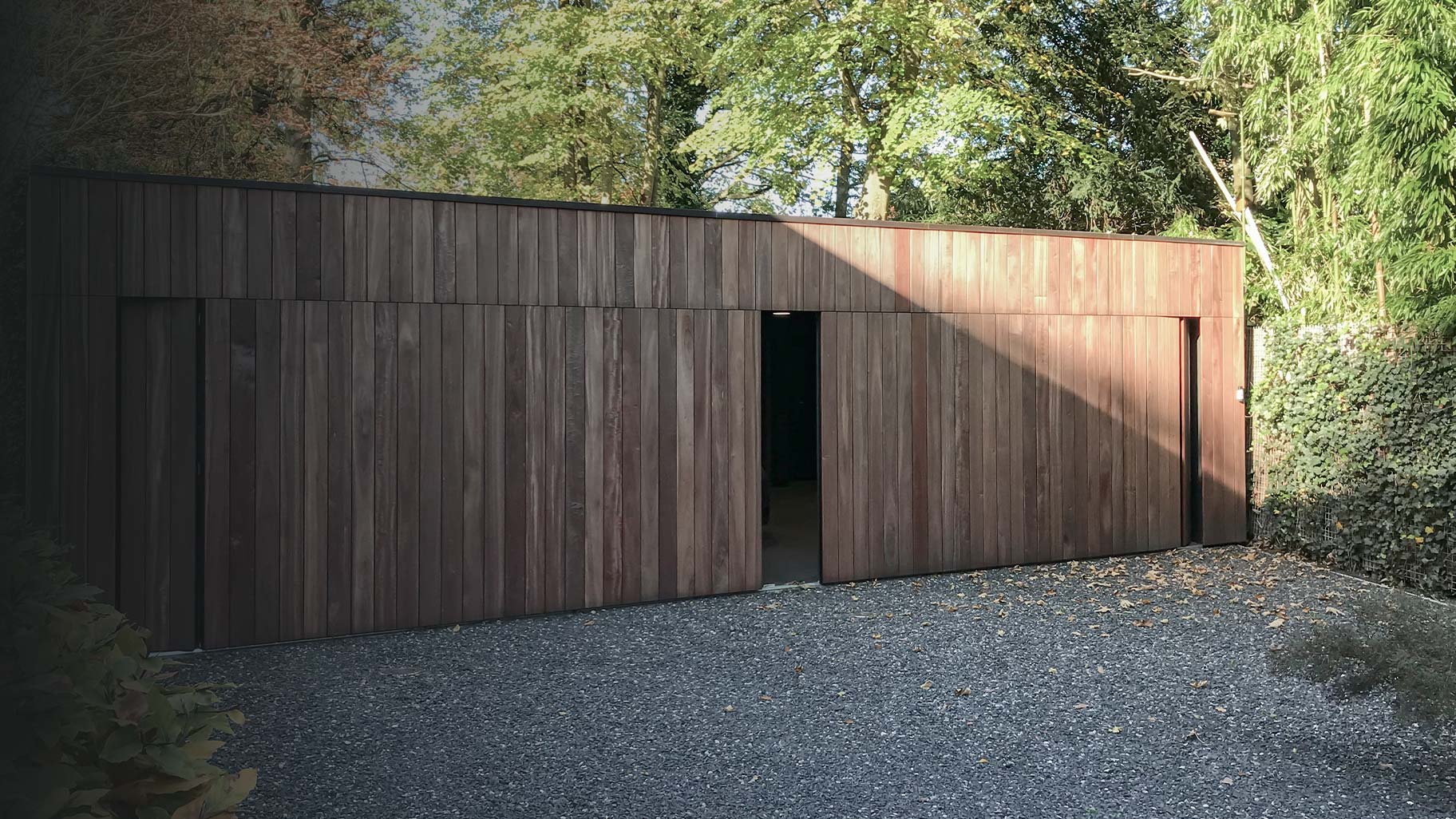 Garagedeur 10 meter breed Different Doors