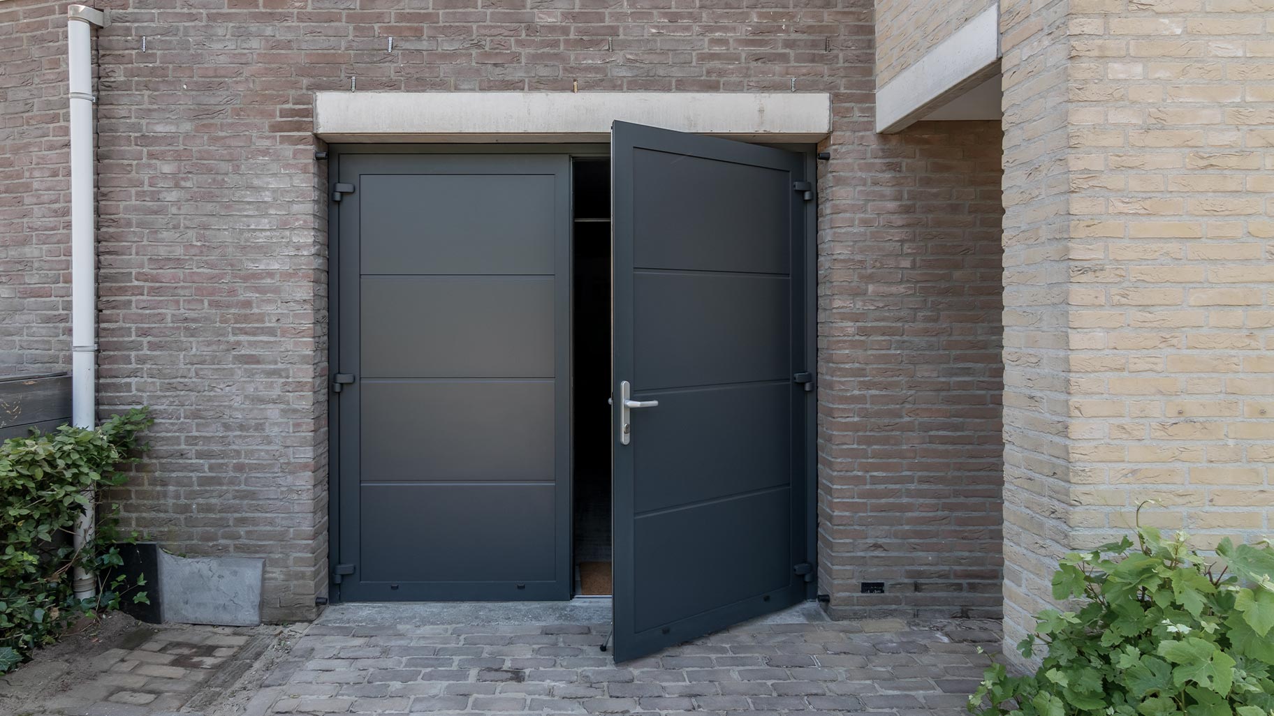 Openslaande garagedeuren