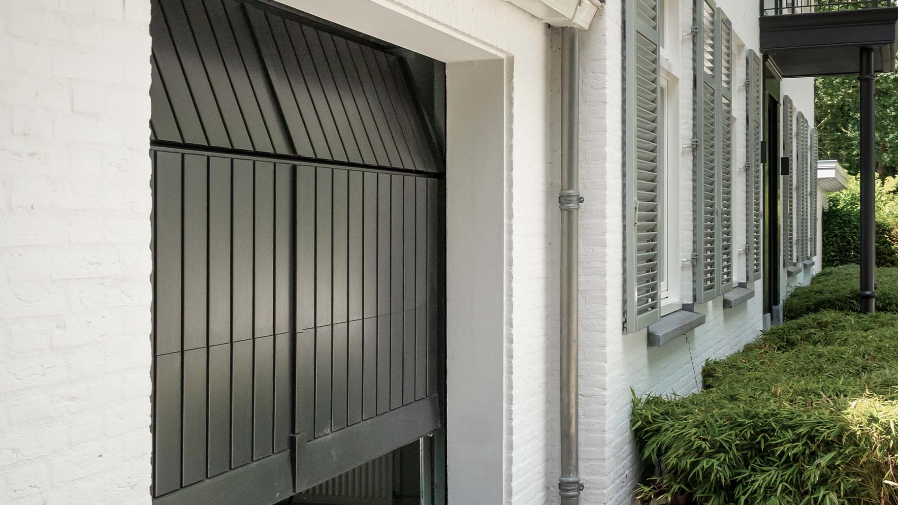 Garagedeuren authentieke stijl hout