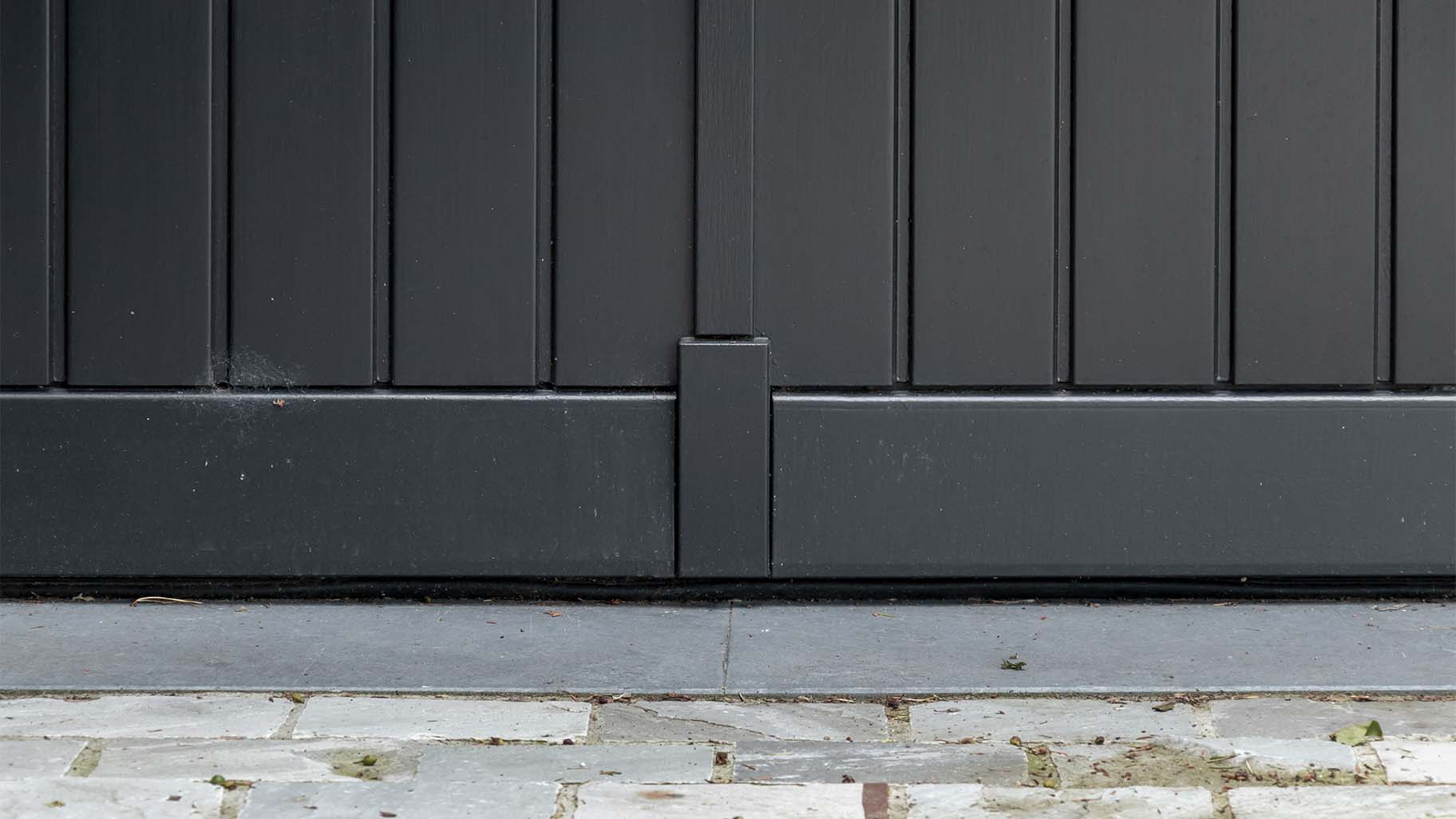 Garagedeuren authentieke stijl hout