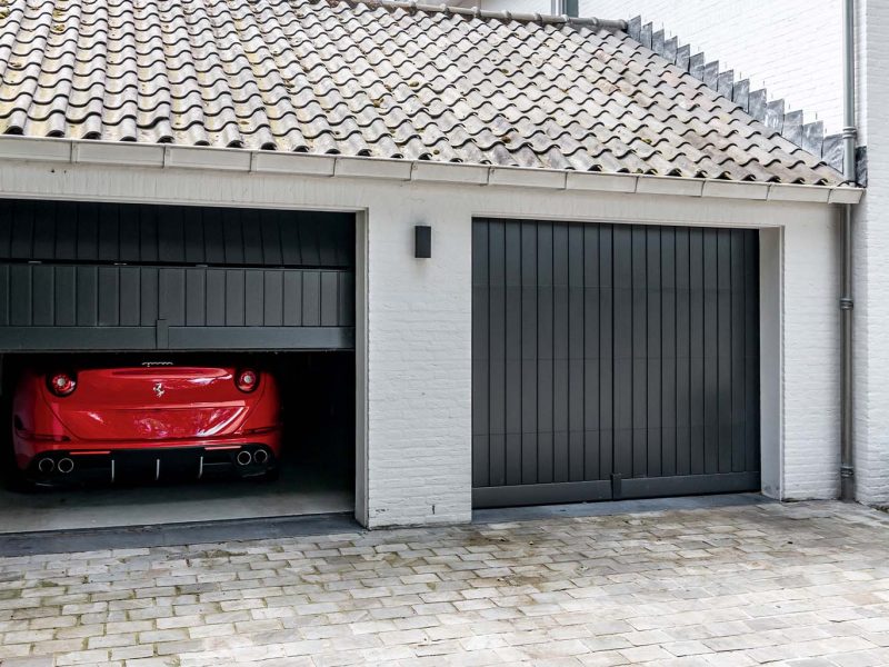 Houten garagedeuren klassieke stijl