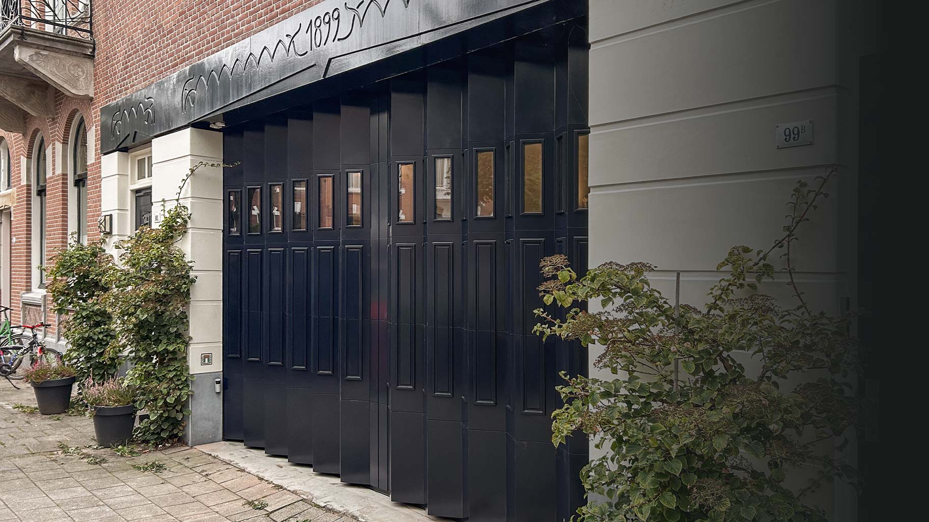 Monumentale garagedeur